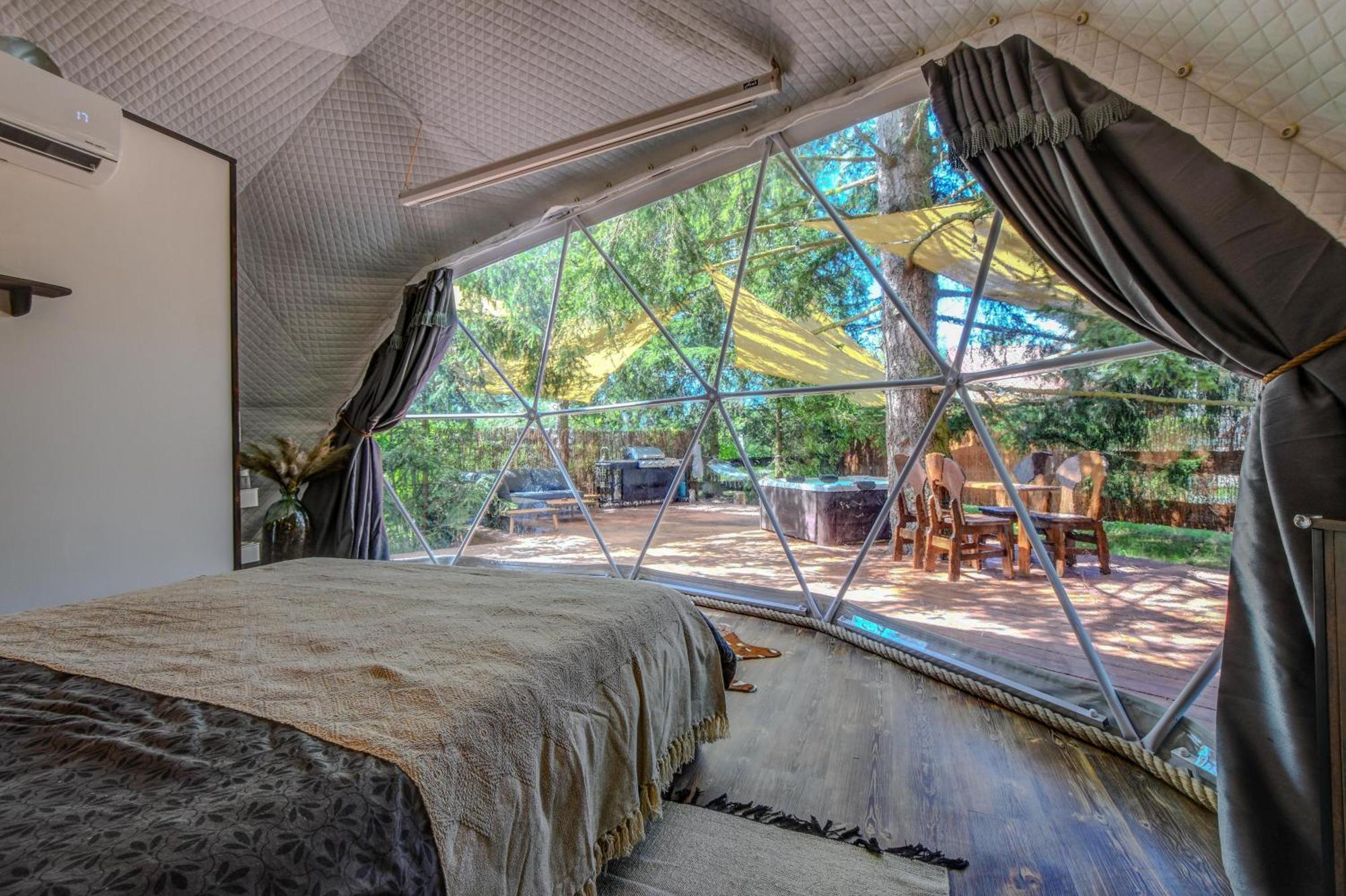 Tiche Misto Glamping Hotel สลาปี ภายนอก รูปภาพ
